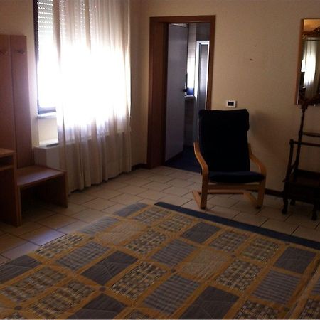 Hotel Cristallo Barga Fornaci di Barga Dış mekan fotoğraf