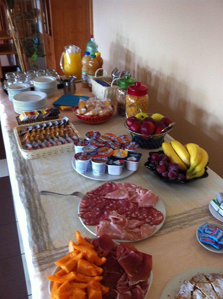 Hotel Cristallo Barga Fornaci di Barga Dış mekan fotoğraf