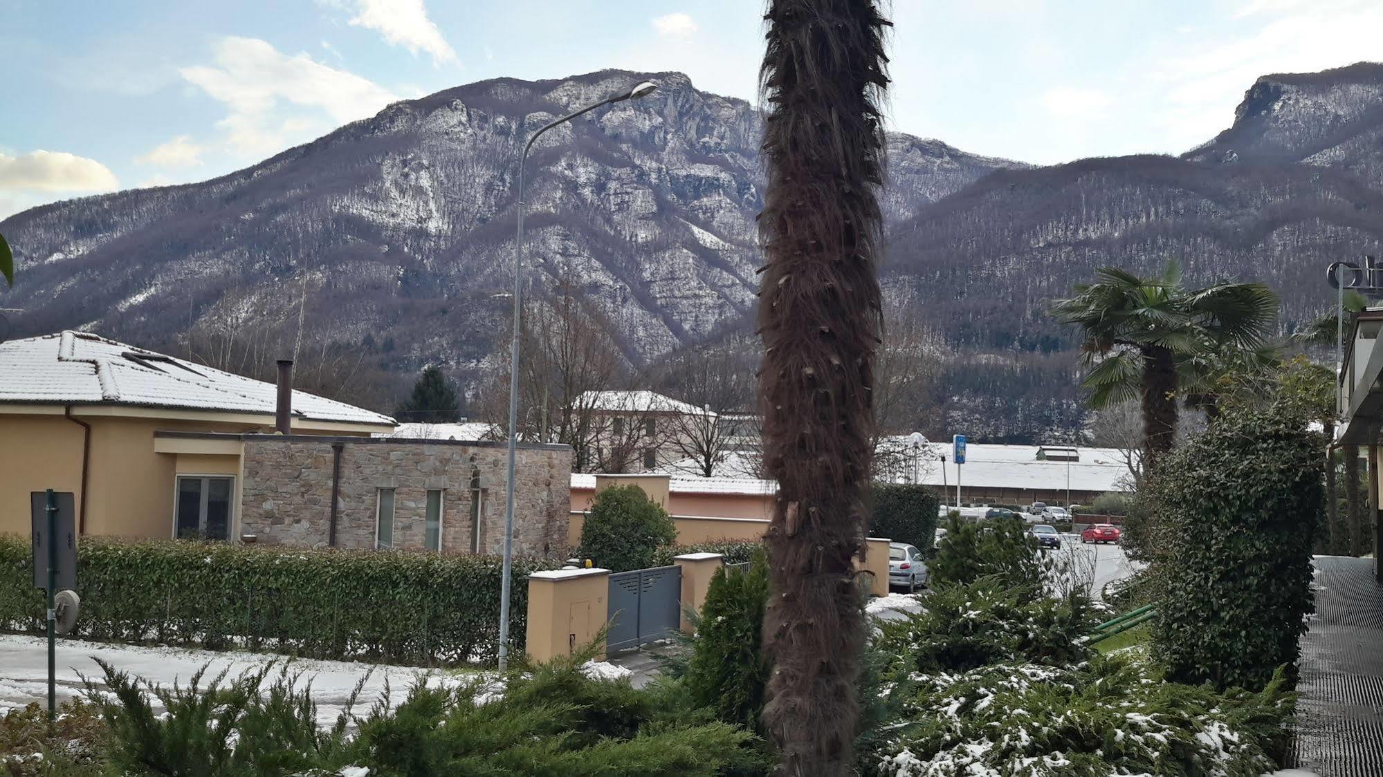 Hotel Cristallo Barga Fornaci di Barga Dış mekan fotoğraf